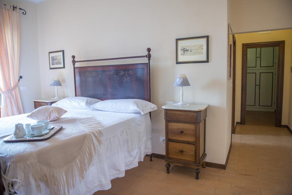 Tenuta Macetona Celle sul Rigo Pokoj fotografie