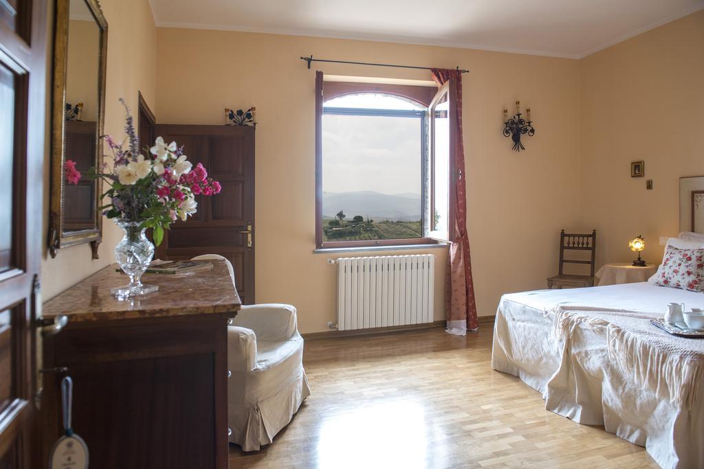 Tenuta Macetona Celle sul Rigo Pokoj fotografie