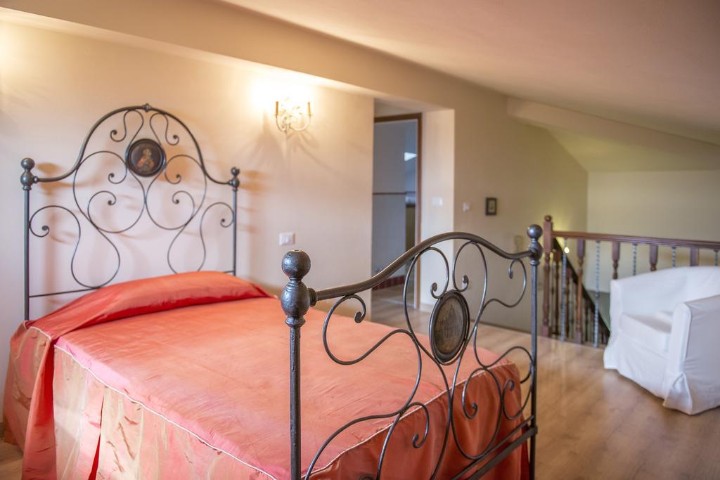 Tenuta Macetona Celle sul Rigo Pokoj fotografie